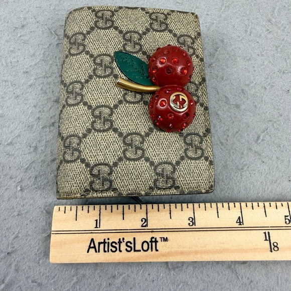 Gucci Cherry Wallet GG Supreme Canvas Red Leather Compact 476050-1147 - Picture 15 of 15